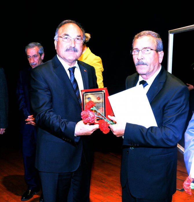 ‘turk-dunyasi-tiyatro-gunleri’-basladi-(4).jpg