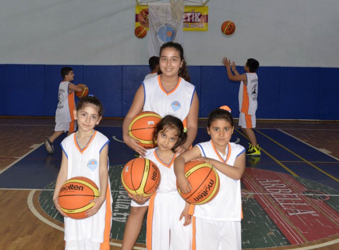 (5)-basketbol-akademisi-acildi.jpg