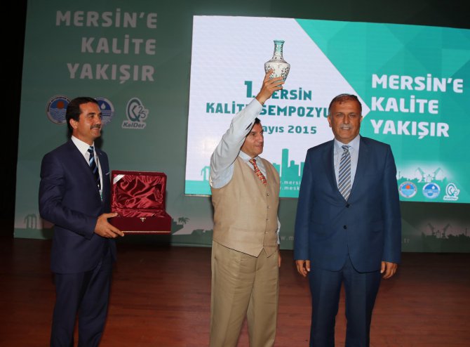 1.-mers-n-kal-te-sempozyumu-sona-erd--(1).jpg