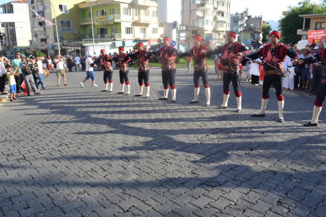 12957_b7.jpg