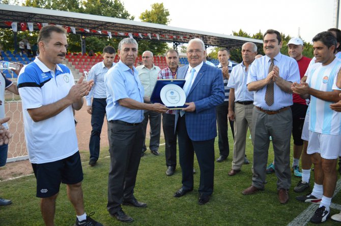 17.-masterler-futbol-turnuvasi-sona-erd--(1).jpg