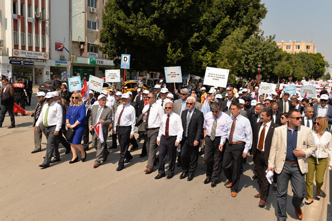 8ef75a4e-3441-4fb5-9acf-1752fff7ba0e.jpg
