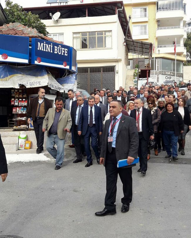 ayhan4.jpg