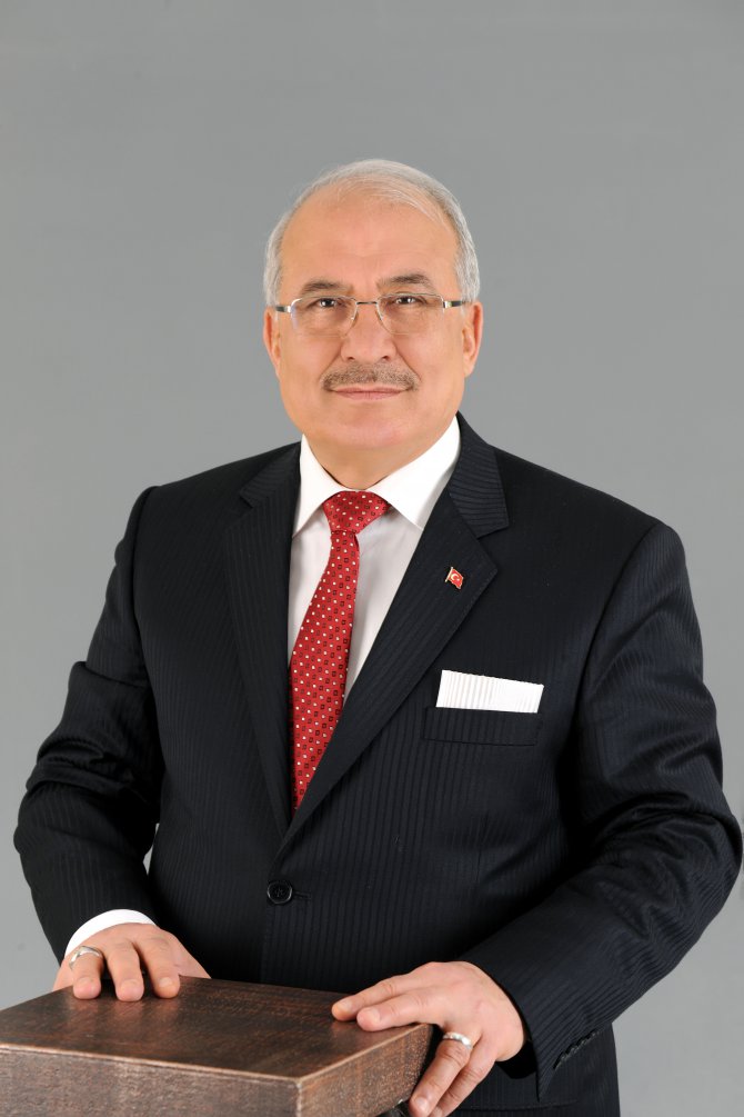 ba-kan-kocamaz-dan-basinda-sansurun-kaldirili-inin-107.-yili-mesaji.jpg