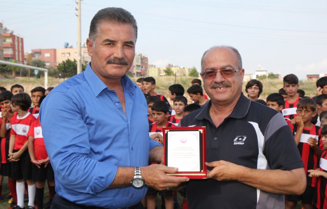 ba-kan-tunaya-spora-katk--plaketi.jpg