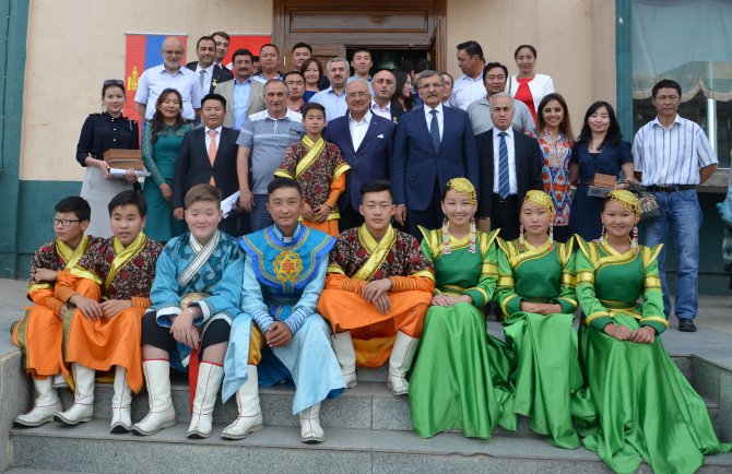 baskan-kocamaz’dan-mogolistan-ziyareti--(2).jpg