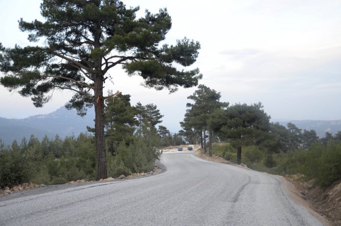 baskan-kocamaz,-sozunu-tuttu-ergene-yolunu-hizmete-acti-(1).jpg