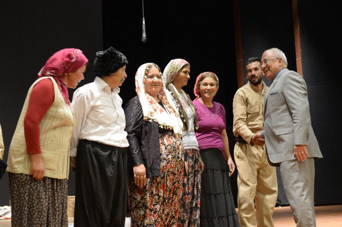 baskan-kocamaz-“kadin-ciftcilerimizin-daima-yaninda-olacagiz”-(1).jpg