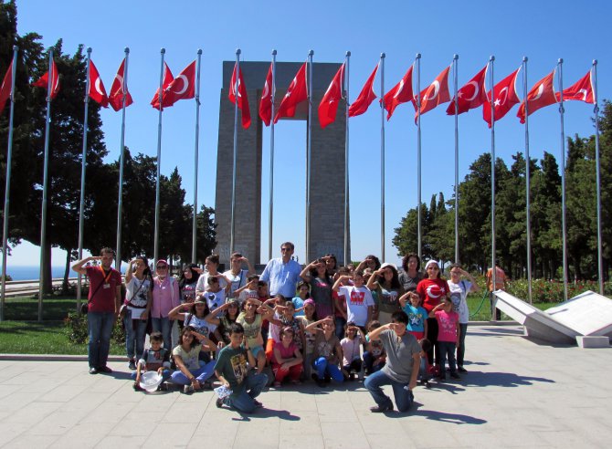 baskan-kocamaz-cocuklara-verdigi-sozu-yerine-getir___--di-(3).jpg