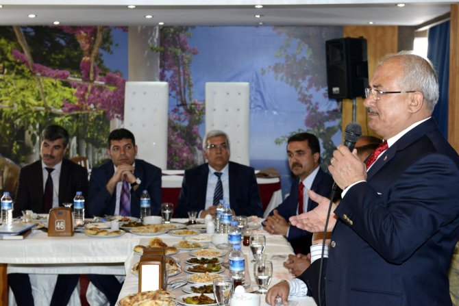 baskan-kocamaz-muhtarlari-dinledi-(5).jpg