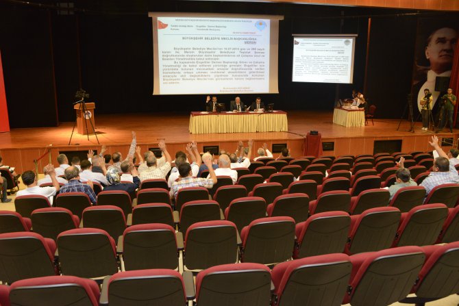 buyuk-eh-r-beled-ye-mecl-s--toplandi-(5).jpg