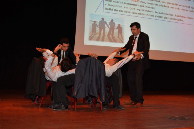 buyuksehir’den-kadina-siddete-hayir-semineri-(7).jpg
