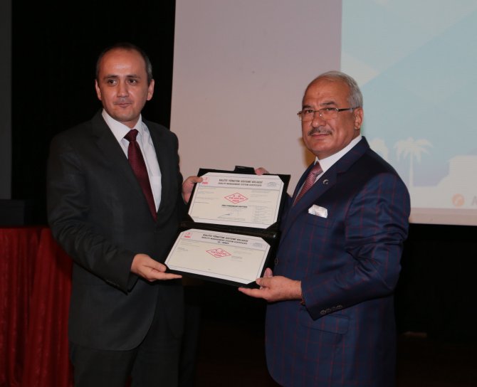 buyuksehir’e-tse’den-“kalite-yonetim-sistemi-belgesi”-(1).jpg