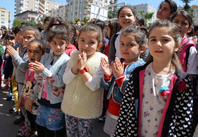 buyuksehir-bandosu-ogrencilerle-bulustu-(7).jpg
