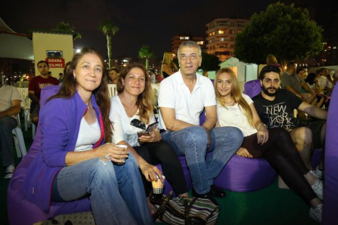 fa9a43cf-7d59-451a-9e52-d05f9200a252.jpg