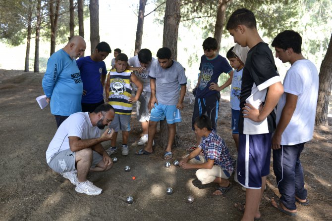 gencler-ilk-defa-denizi-gormenin-heyecanini-yasadi-(13).jpg