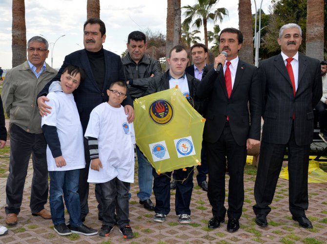 hayallerini-ucurtmalarla-gokyuzune-tasidilar-(8).jpg