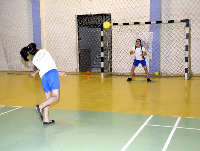 hentbol-akademisi-acildi-(4).jpg