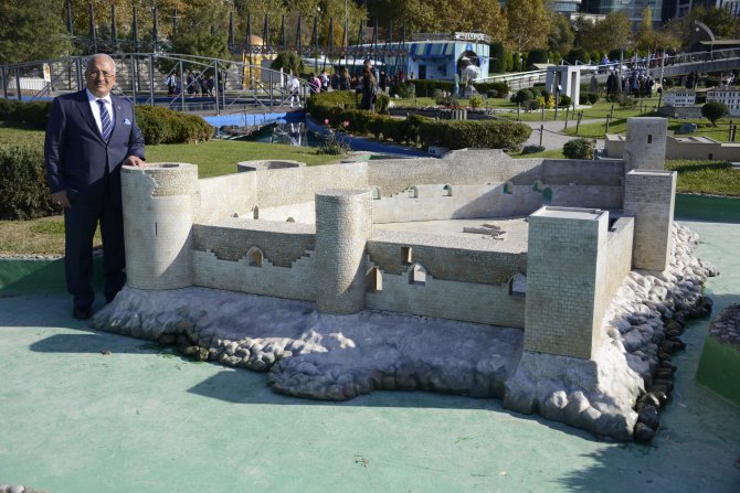 kizkalesi-istanbul-miniaturkte-(1).jpg