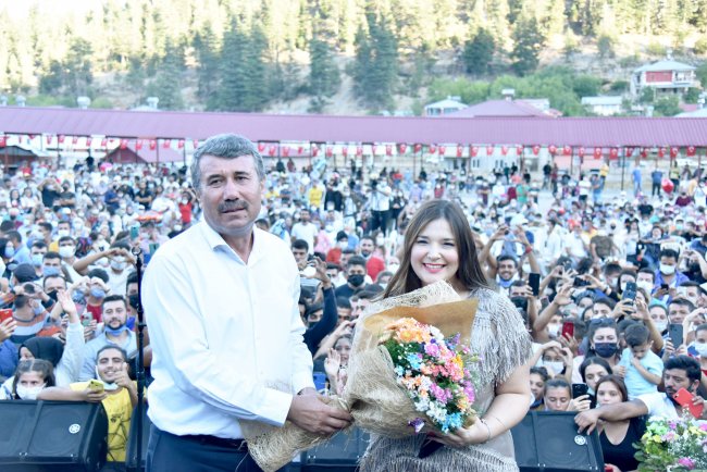konser.jpg