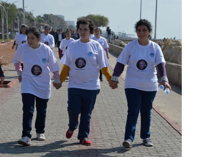 otizmli-cocuklar-farkindalik-yaratmak-icin-kostu-(1)_600x518.jpg