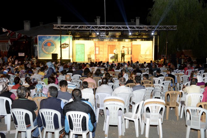sahne-yollarda-(5).jpg