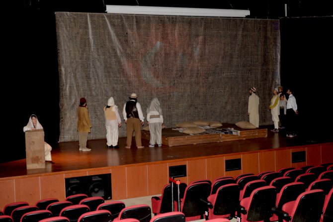 sehir-tiyatrosu-perdelerini-aciyor-(3).jpg