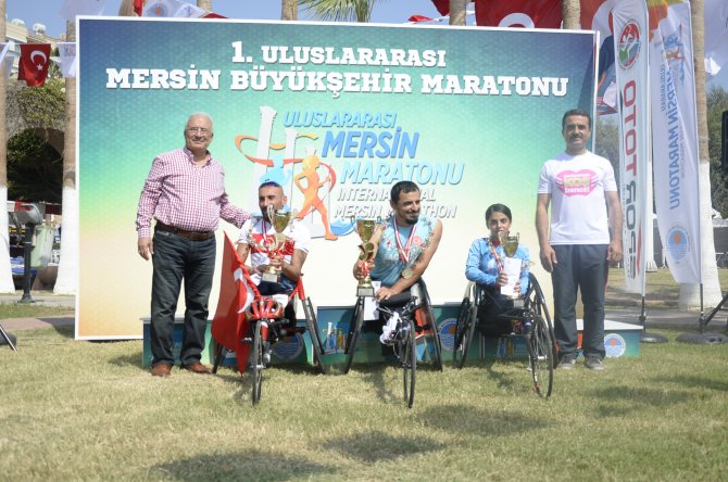 uluslararasi-mersin-maratonu-kosuldu-(14).jpg