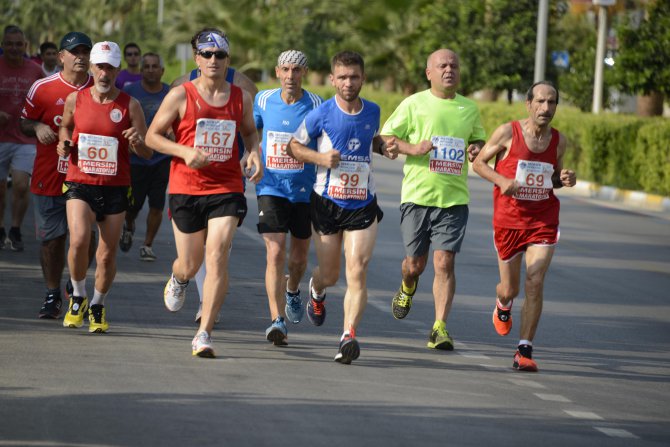uluslararasi-mersin-maratonu-kosuldu-(4).jpg