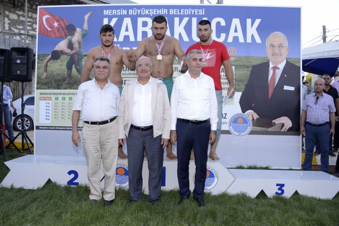 yorenin-yigitleri-silifke-mara-meydaninda-(9).jpg